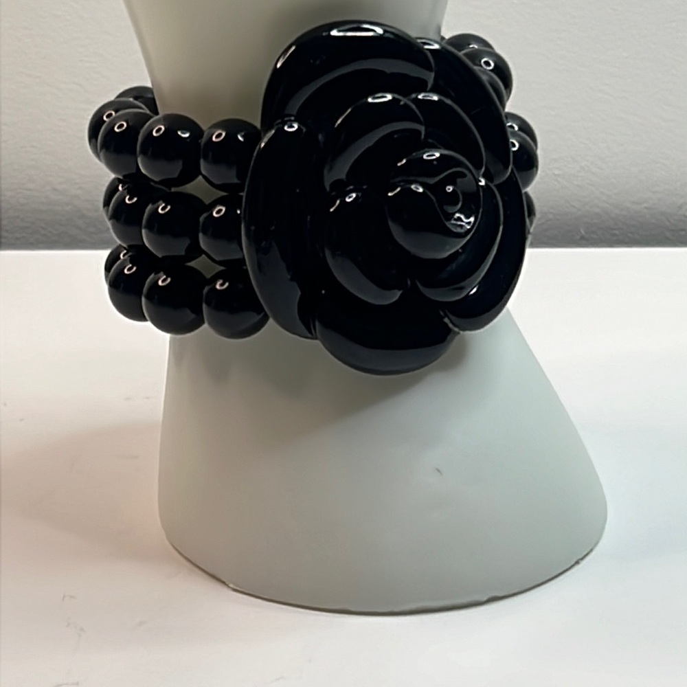 Black Rose Beaded Stretch Statement Bracelet - Picture 3 of 10